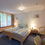 Hotel Jungfrau Lodge, Swiss Mountain