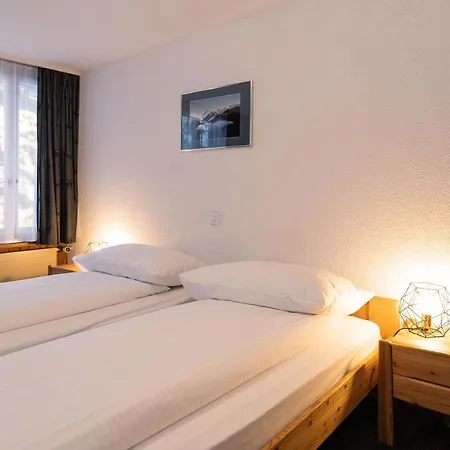 Отель Jungfrau Lodge, Swiss Mountain