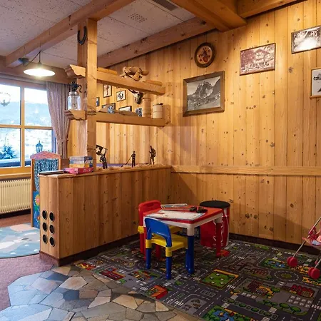 Jungfrau Lodge, Swiss Mountain