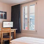 Jungfrau Lodge, Swiss Mountain Hotel