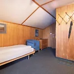Jungfrau Lodge, Swiss Mountain