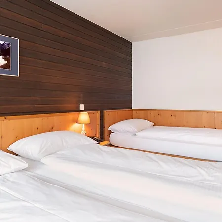 Jungfrau Lodge, Swiss Mountain Отель Гриндельвальд