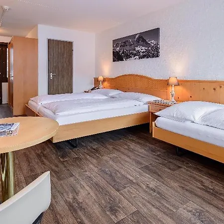 Отель Jungfrau Lodge, Swiss Mountain Гриндельвальд